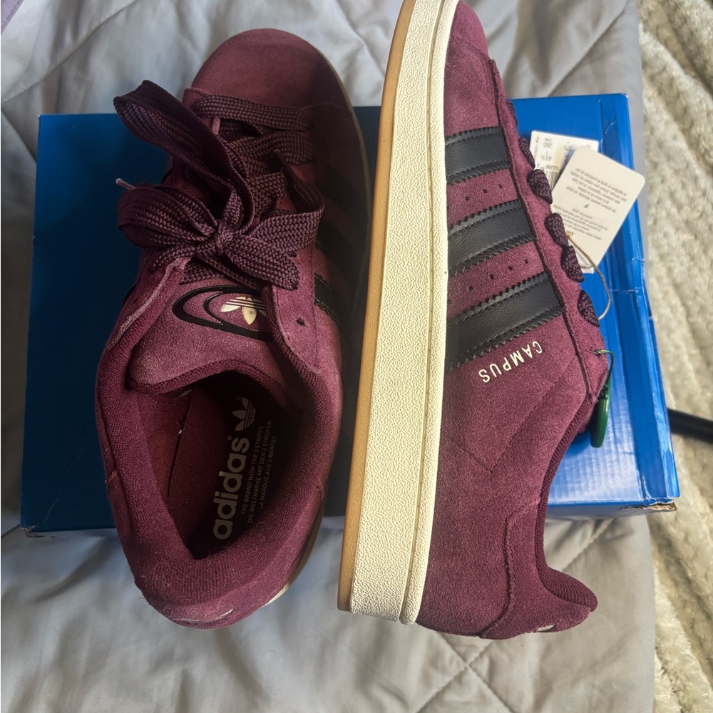 Adidas Women's Maroon Campus Sneakers